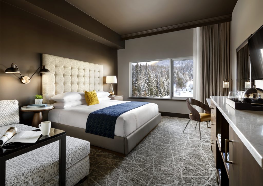 Slopeside King Winter